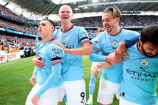 欧文心中足球巅峰11人，英超英才未入选